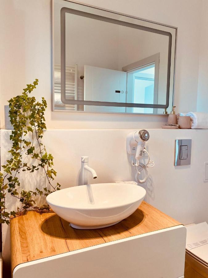 Residence Odaile #2 Otopeni Eksteriør bilde